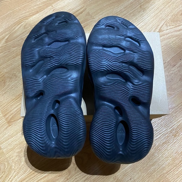 SOLD - Picture 3 of 6